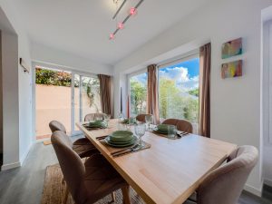 Bohemian Apartment00004