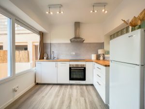 Bohemian Apartment00008