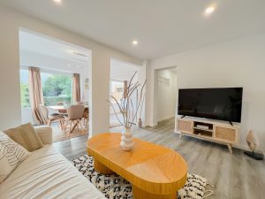 Bohemian Apartment00012