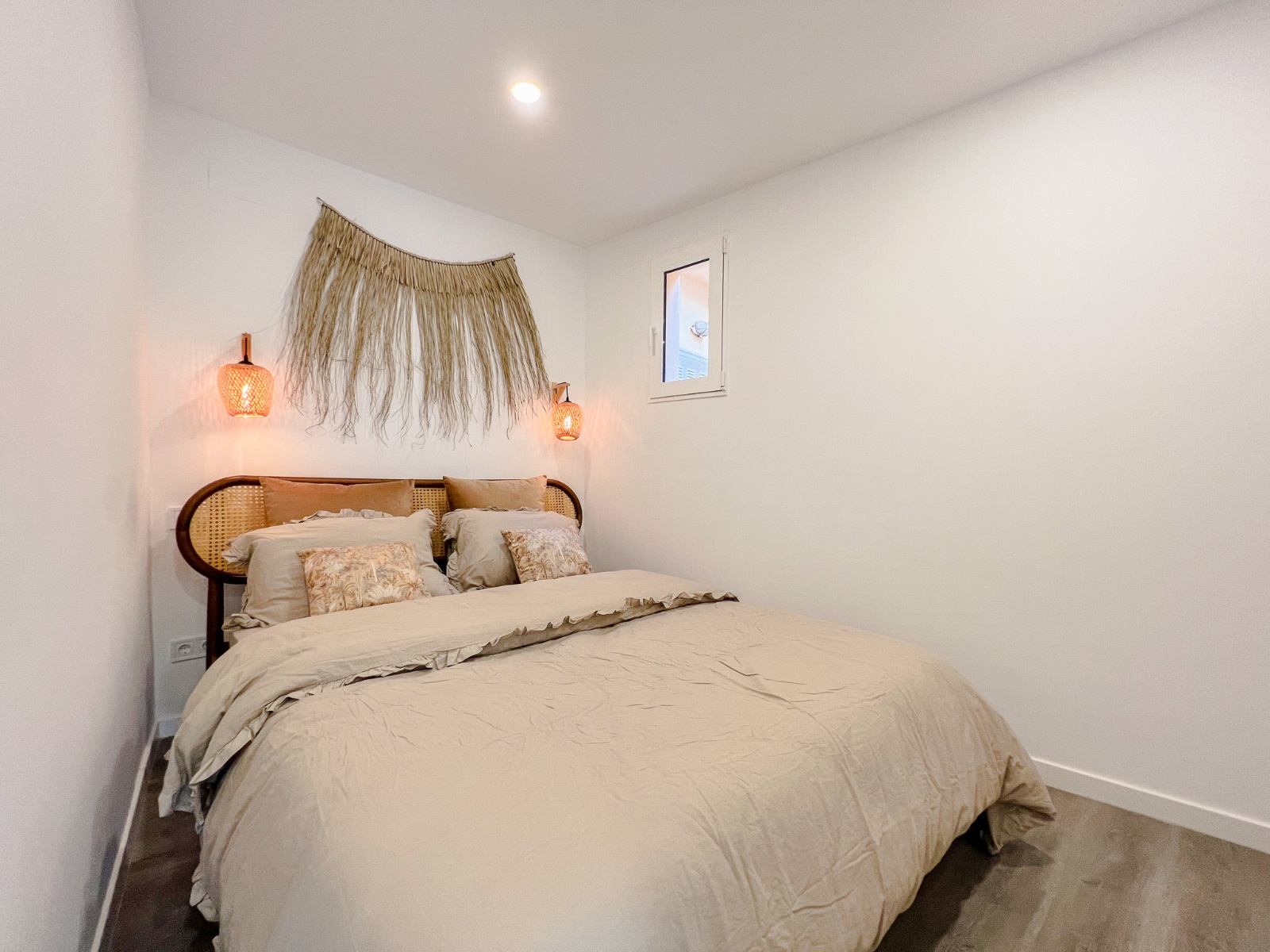 Bohemian Apartment00014