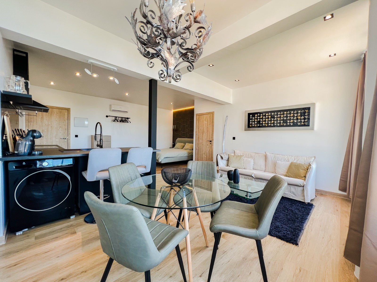 Sea View Studio00005